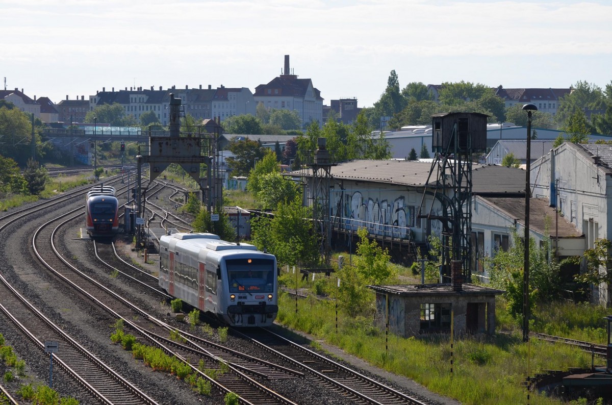 MRB VT 006 650 538-1 & 642 047 an der Tankstelle am BW Leipzig Hbf Süd mit den  Interessante Bauten z.b. Besandungsanlage, Bekohlung... 26.05.2015 