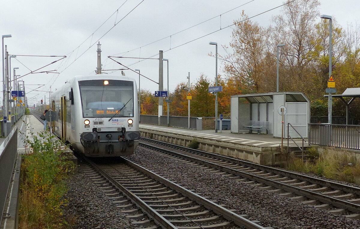 MRB VT 015 (95 80 0650 547-2 D-TDRO) als RB 27730 von Leipzig Hbf nach Döbeln Hbf, am 05.11.2021 in Leipzig-Engelsdorf.