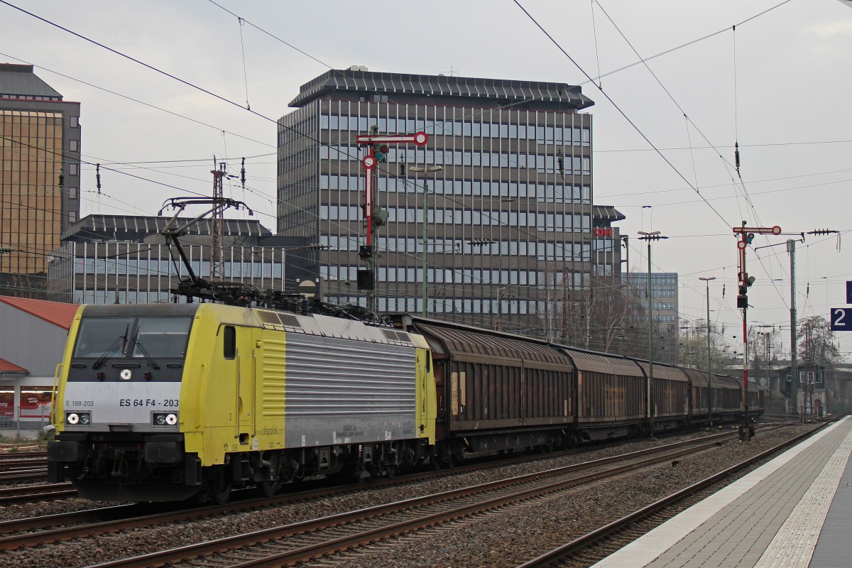 MRCE Dispolok/BCB ES 64 F4-203 am 7.3.14 mit einem Papierzug in Düsseldorf-Rath.