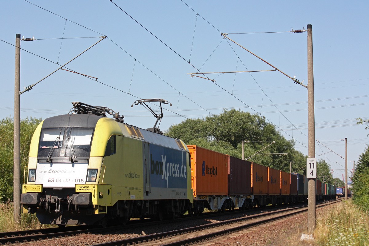 MRCE Dispolok/boxXpress.de ES 64 U2-015 am 2.8.13 mit einem Containerzug in Hamburg-Moorburg.
