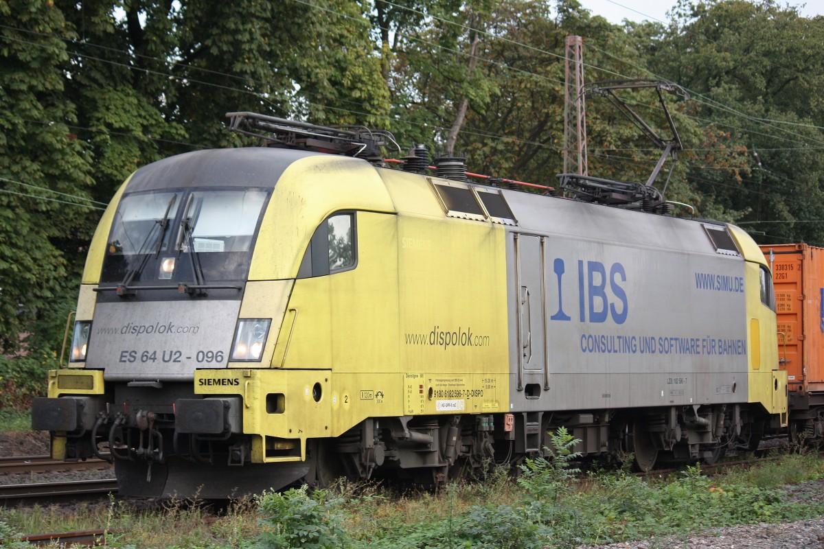 MRCE Dispolok/boxXpress.de (inzwischen bei TXL) ES 64 U2-096 am 6.9.13 in Ratingen-Lintorf.