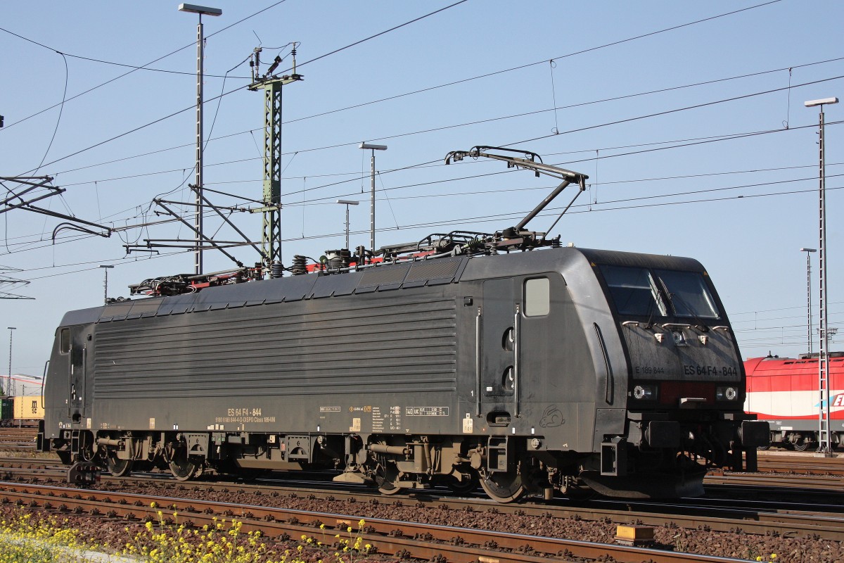 MRCE Dispolok/DB Schenker Rail ES 64 F4-844 am 20.7.13 beim rangieren am Gbf Alte Süderelbe in Hamburg-Waltershof.