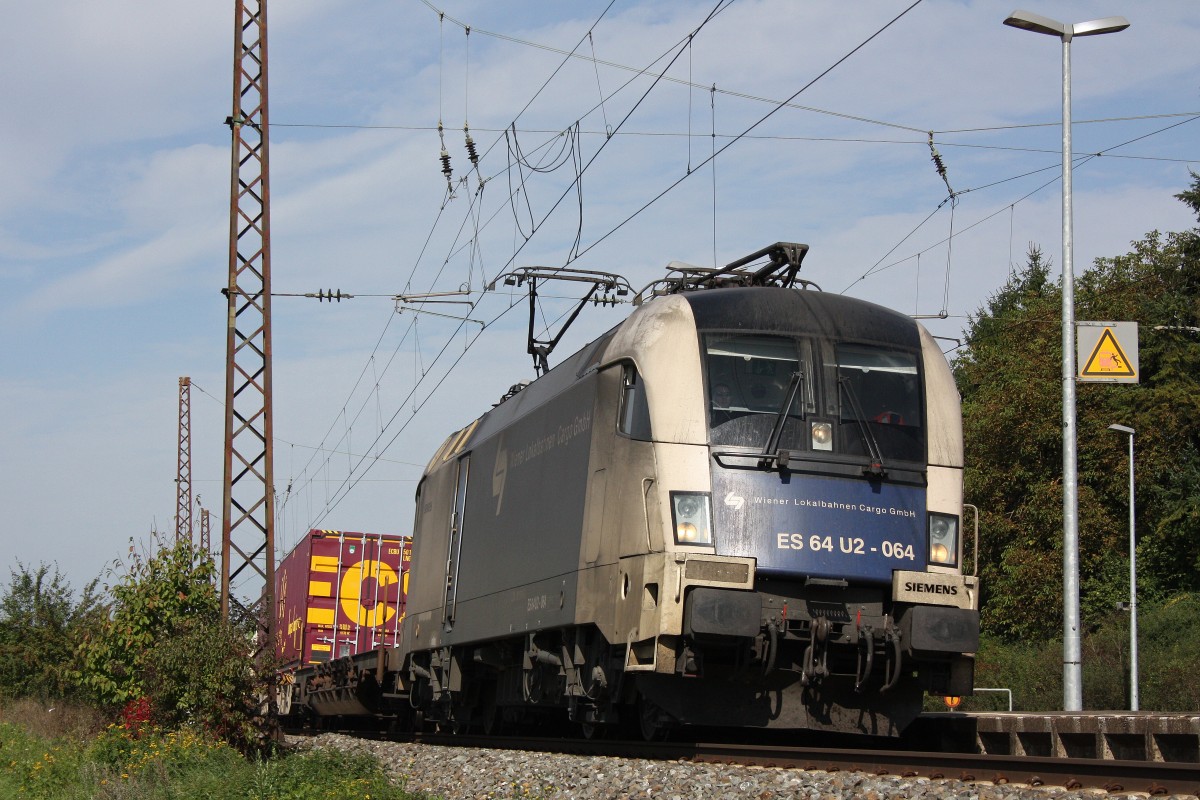 MRCE Dispolok/ERS bzw WLC ES 64 U2-064 am 27.9.13 mit einem KLV in Retzbach-Zellingen.