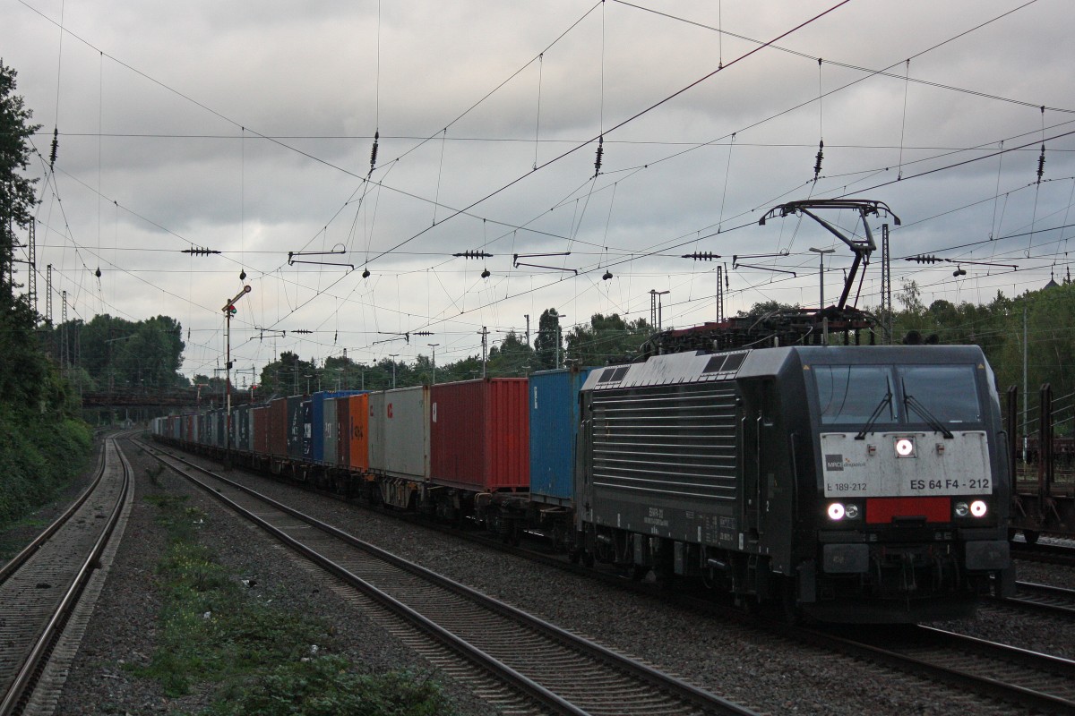 MRCE Dispolok/HUSA ES 64 F4-212 am 14.9.13 mit einem KLV in Dsseldorf-Rath.
