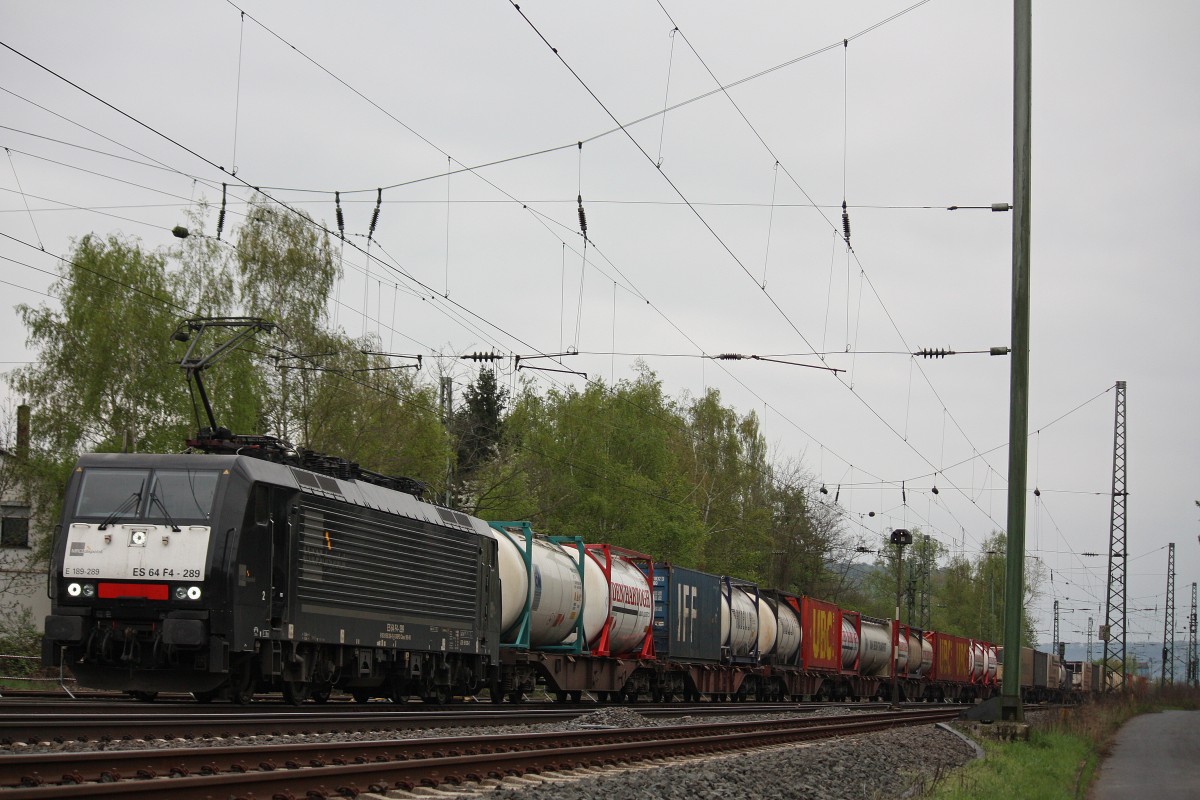 MRCE Dispolok/HUSA ES 64 F4-289 am 28.4.13 mit einem KLV in Bad Hnningen.