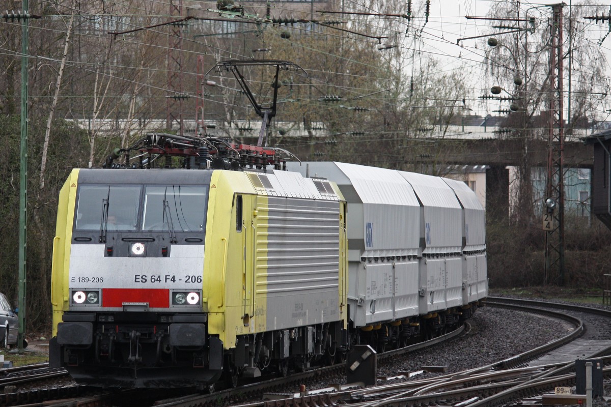 MRCE Dispolok/Niag ES 64 F4-206 am 15.4.13 mit einem Kohlezug in Dsseldorf-Rath.