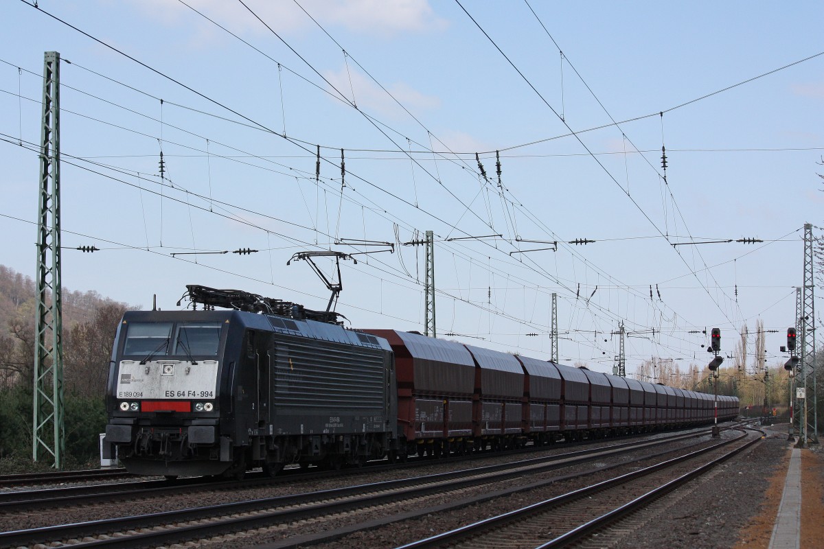 MRCE Dispolok/NIAG ES 64 F4-994 am 20.4.13 mit einem Kohlezug in Unkel.
