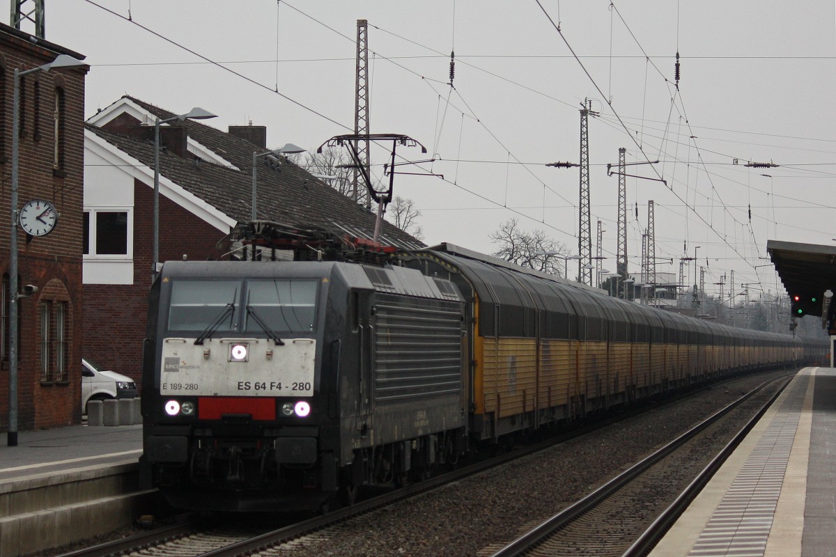 MRCE Dispolok/TXL ES 64 F4-280 mit Autozug am 28.3.13 in Verden (Aller).