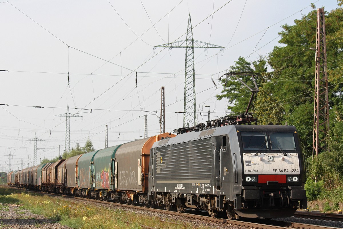 MRCE Dispolok/TXL ES 64 F4-284 am 21.8.13 mit einem Stahlzug in Ratingen-Lintorf.