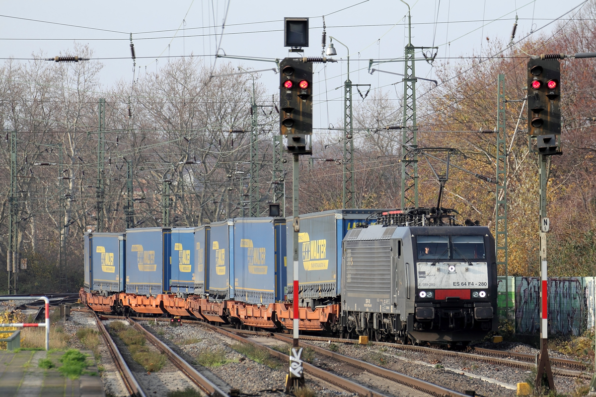 MRCE ES 64 F4-280 in Viersen 25.11.2020