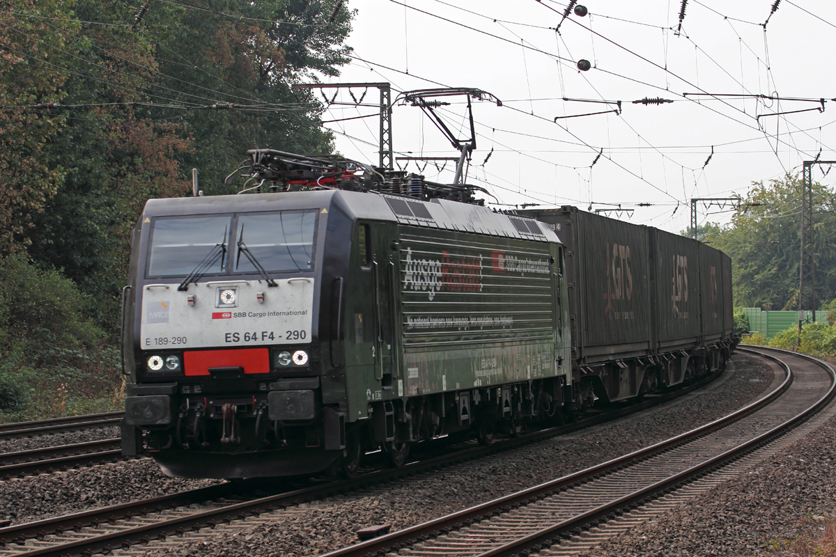 MRCE ES 64 F4-290 unterwegs für SBB Cargo am Abzweig Duisburg Lohtarstraße 5.9.2018