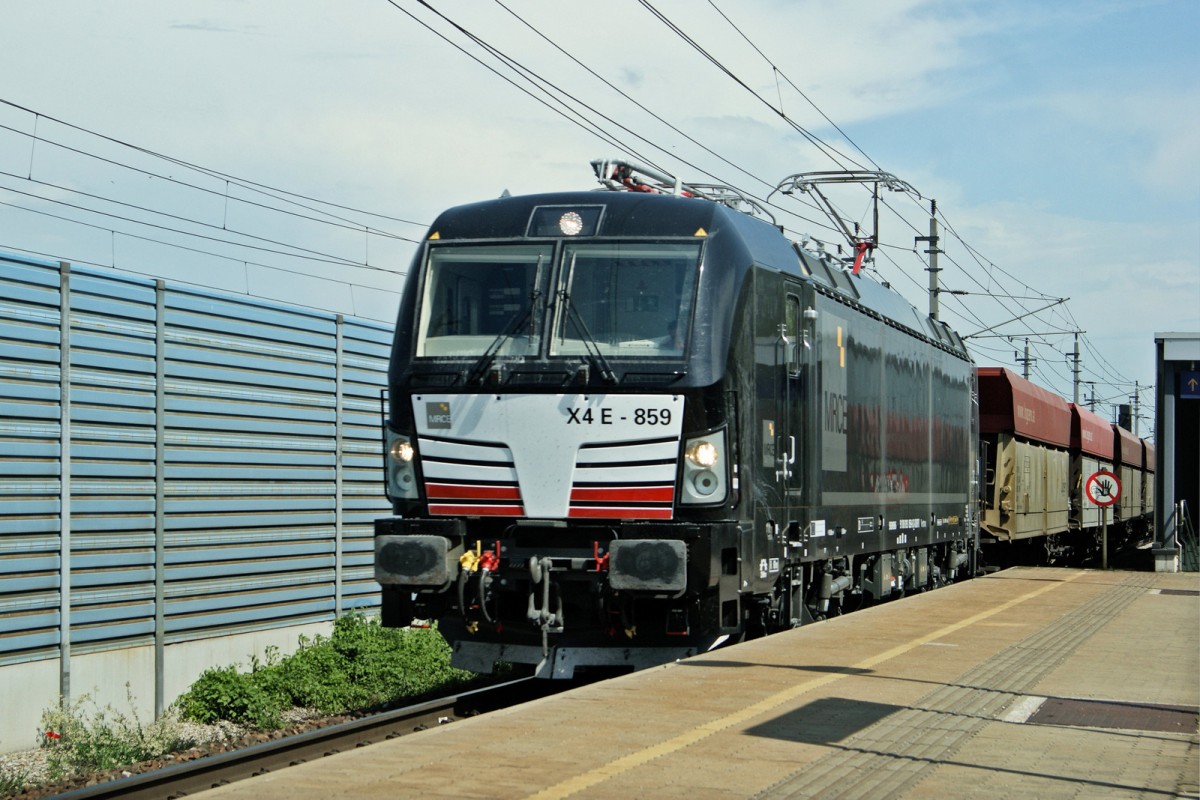MRCE Mitsui Rail Capital Europe GmbH, München [D] X4 E859 26.5.2014
