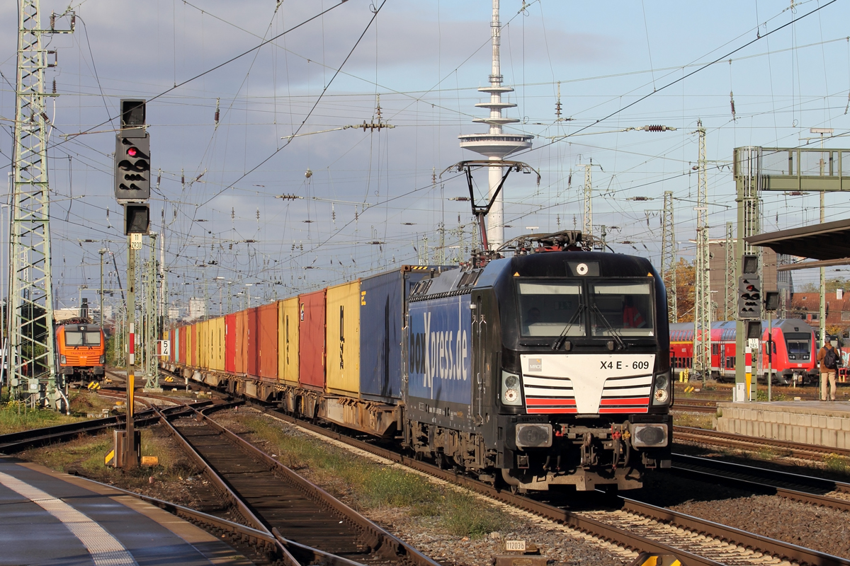 MRCE X4E-609 unterwegs für BoxXpress in Bremen 5.11.2021
