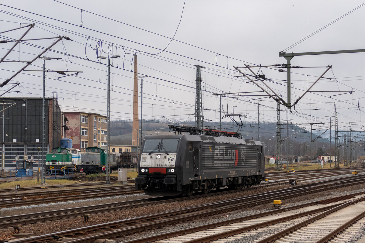 MRCE/BELog 189 290 fuhr am 23.12.2021 Lz durch Saalfeld gen Norden.