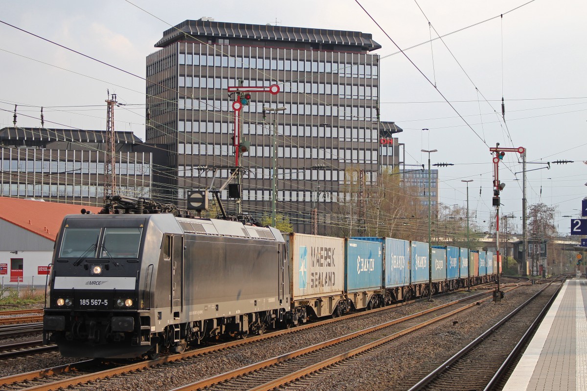 MRCE/boxXpress.de 185 567 am 26.3.14 mit dem DGS 69164 in Düsseldorf-Rath.