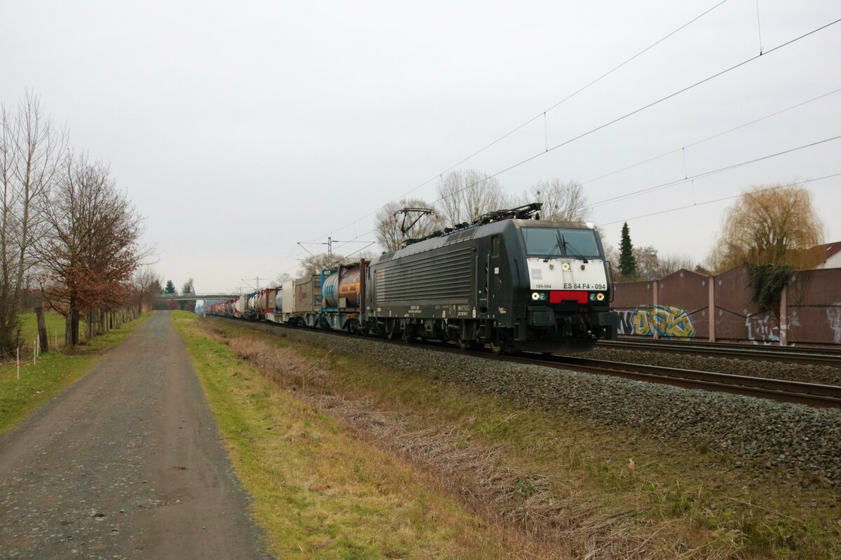 MRCE/Dispolok ES 64 F4-64 (189 994) mit Güterzug in Rodenbach (Main Kinzig Kreis) am 11.02.23