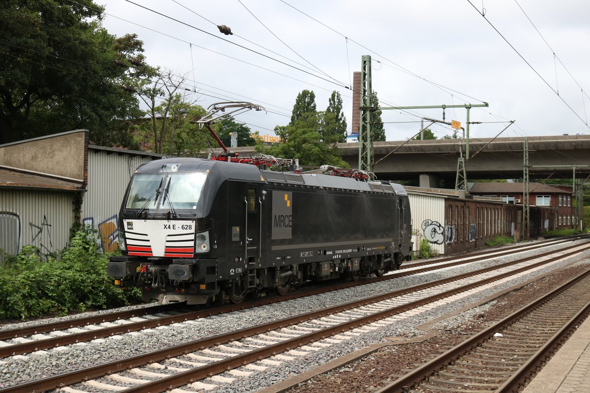 MRCE/Dispolok Siemens Vectron X4-E 628 (193 628-5) am 16.07.19 in Hamburg Harburg vom Bahnsteig aus fotografiert
