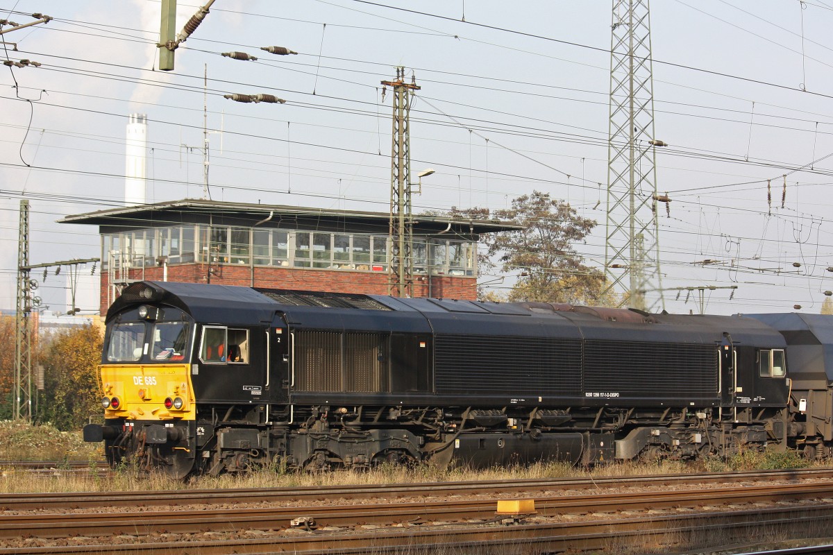 MRCE/HGK DE685 am 16.11.13 in Oberhausen-West.
