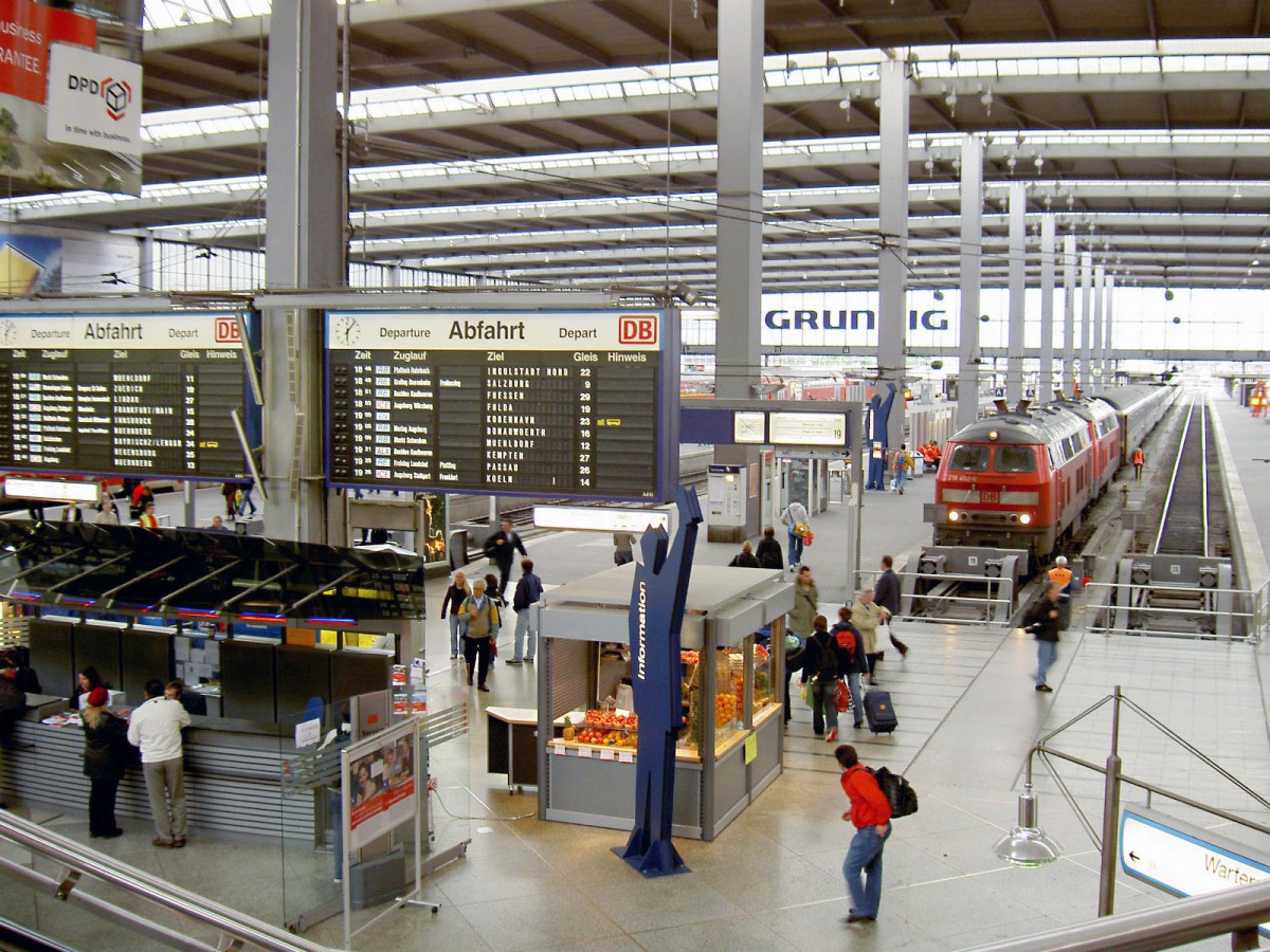 München Hauptbahnhof . Aufnahme: 5. Mai 2005.