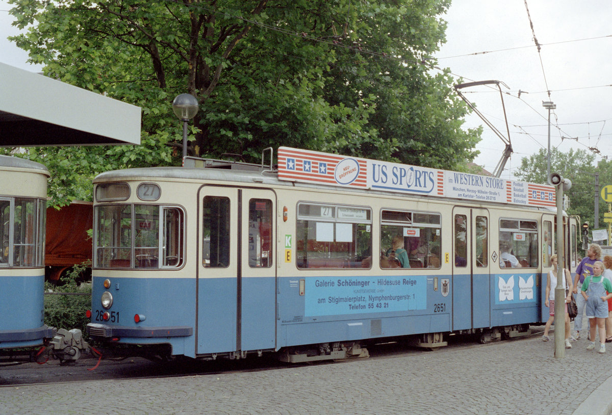 München MVV Tramlinie 27 (M5.65 2651) Schwanseestraße im Juli 1992. - Scan eines Farbnegativs. Film: Kodak Gold 200-3. Kamera: Minolta XG-1.