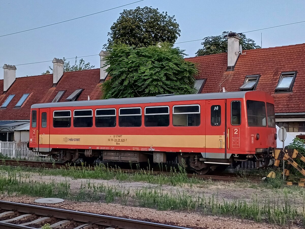 M�V-START 50 55 24-29 620-7 Bzx am 23.07.2025 im Bahnhof Si�fok.