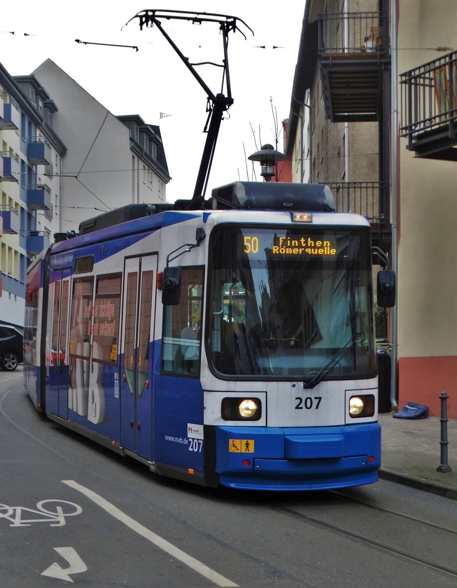MVG Adtranz GT6M-ZR Wagen 207 am 02.12.17 in Mainz