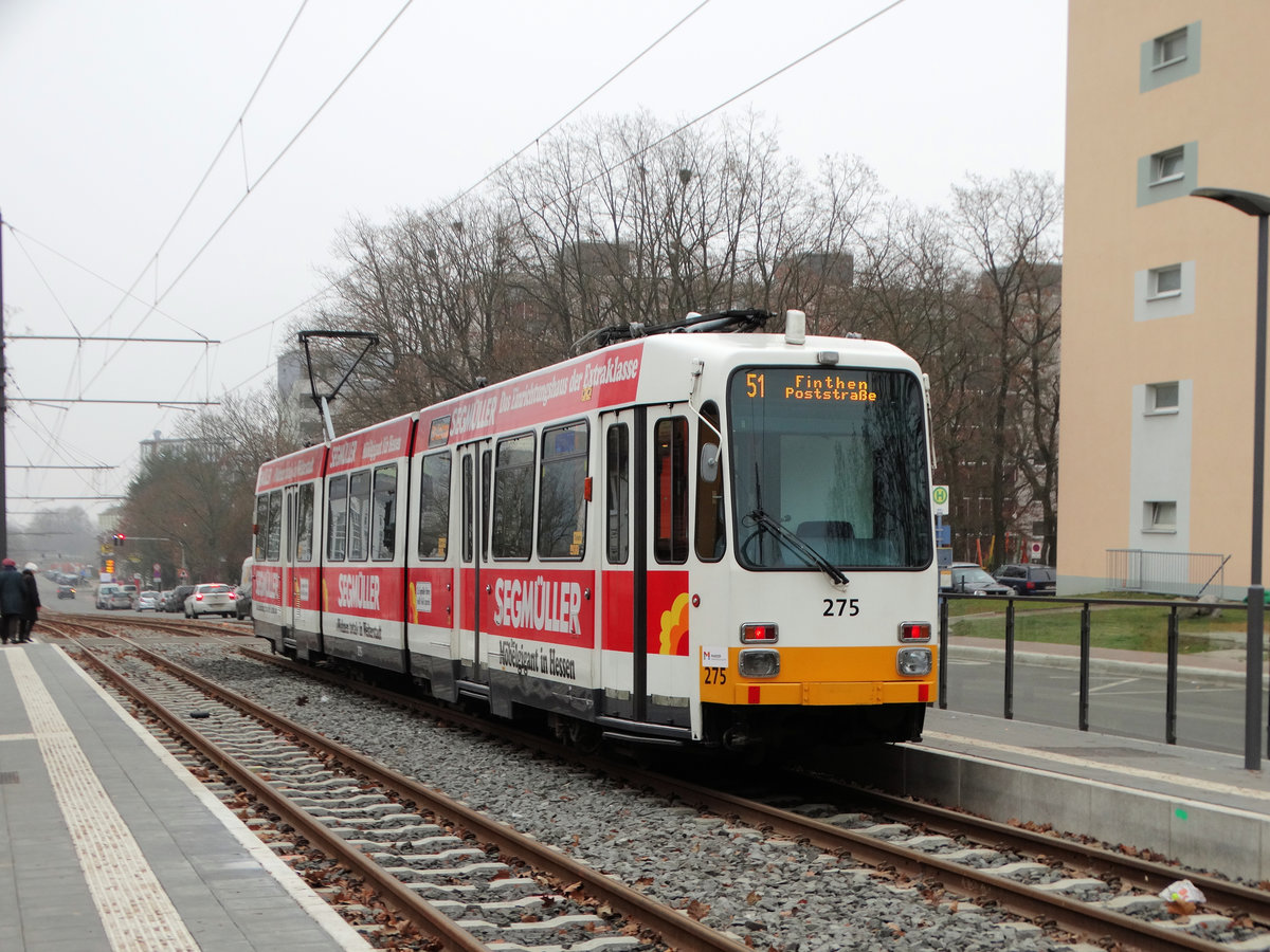 MVG Düwag M8C 275 am 17.12.16 in Mainz Lerchenberg 