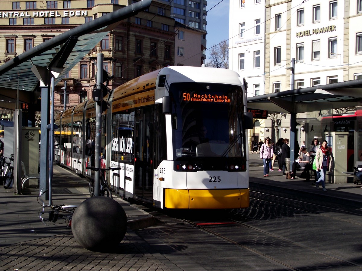 MVG Stadler Variobahn 225 am 20.03.14 in Mainz Hbf auf der 50
