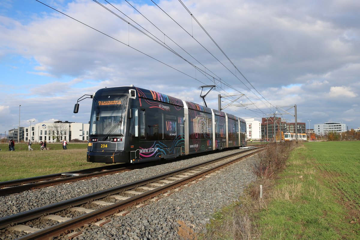 MVG Stadler Variobahn 234 am 09.11.19 in Mainz in der Nähe der Opel Arena (Fußballstadion) 