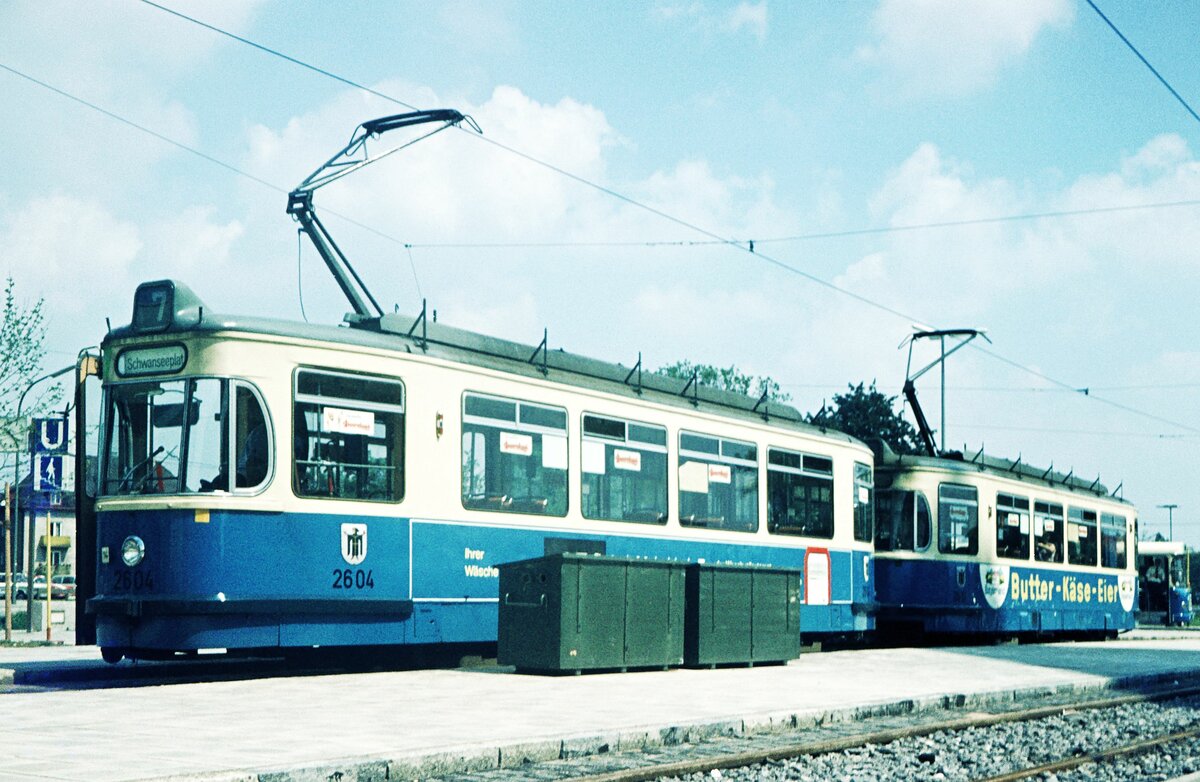 MVG__Endschleife Petuelring_Tw 2604 (M65 in Do.traktion) auf  L.7__25-06-1972
