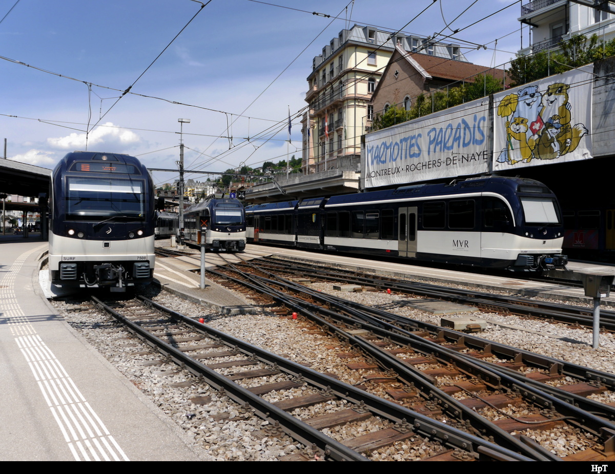 MVR / MOB - Goldenpass - Triebwagen Treff ABe 2/6 7508 und Be 4/4 7504 und ABeh 2/6  7504 im Bahnhof Montreux am 14.07.2018