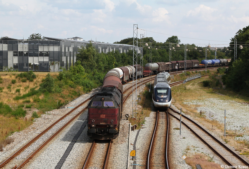 MZ 1453 mit Güterzug bei der Einfahrt in Esbjerg. 22.07.2014.