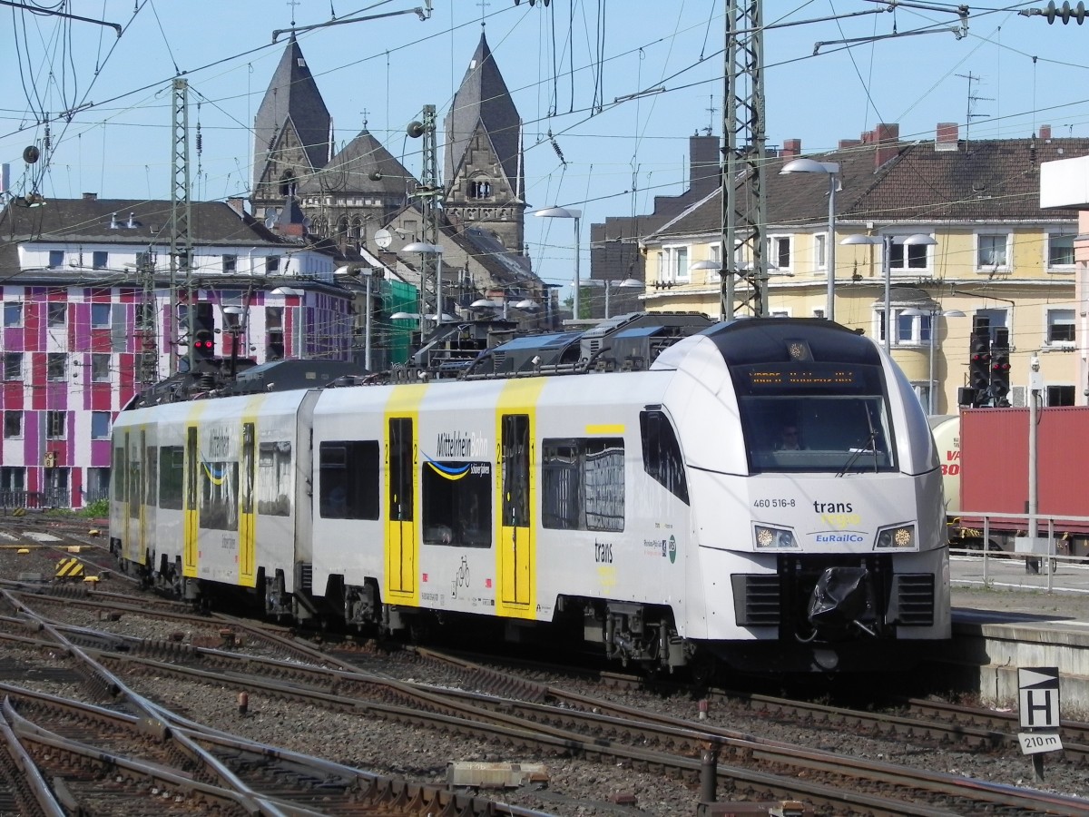 Nach dem Sommerfest im Museum waren wir noch am Hauptbahnhof in Koblenz. 460 015-8 der Transregio als MRB 25431 aus Köln bei der Einfahrt um 17:31 Uhr. 