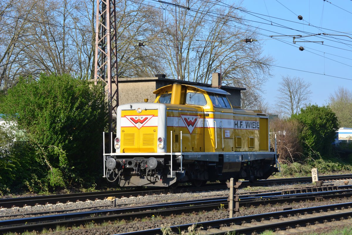 Nach vielen Jahren kann ich nun endlich Wiebe in meine Sammlung aufnehmen. In Bottrop Süd konnte ich 212 107-7 Lz auf den Weg in Richtung Osterfeld aufnehmen.

Bottrop Süd 06.04.2020