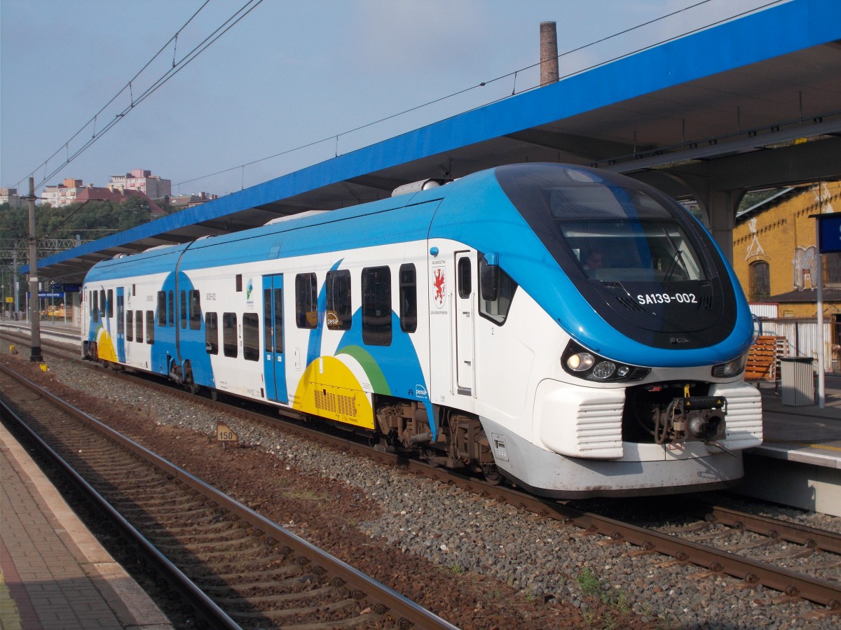 Nachdem mich 628 427 nach Szczecin Glowny,am 16.August 2015,gebracht hatte konnte ich gleich,auf dem Nachbargleis wartenen,SA139 002 fotografieren.