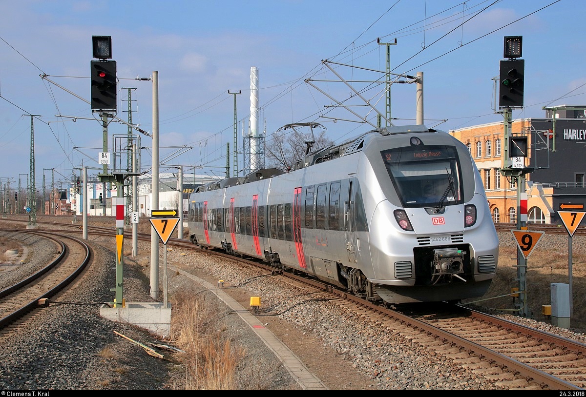 Nachschuss auf 1442 666 (Bombardier Talent 2) der S-Bahn Mitteldeutschland (MDSB II | DB Regio Südost) als S 37252 (S2) von Leipzig-Stötteritz nach Leipzig Messe, die den Hp Leipzig Nord auf der Bahnstrecke Trebnitz–Leipzig (KBS 251) verlässt. [24.3.2018 | 15:54 Uhr]