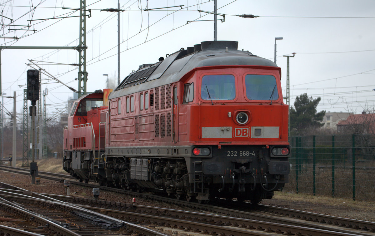 Nachschuß auf 232 668-4 bei Coswig (Dresden)