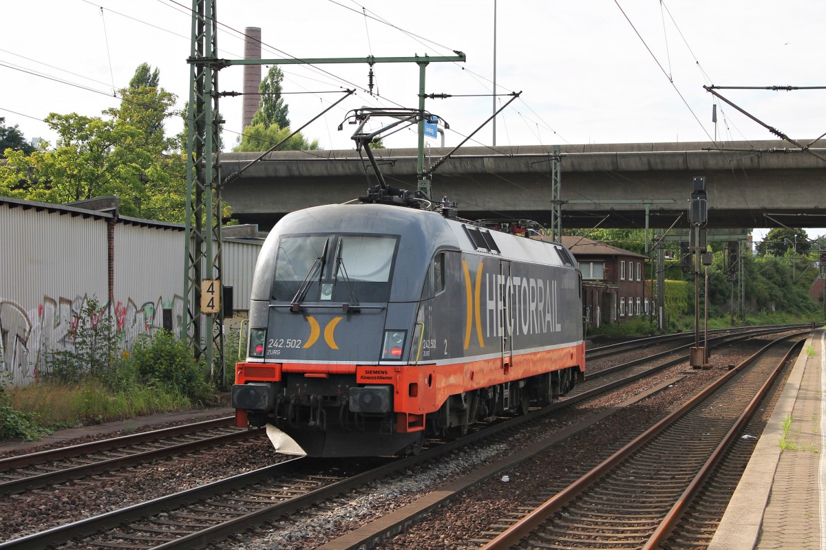 Nachschuss auf 242.502  Zurg  von Hectorrail am 13.08.2014 als dieser gen Hamburger Hafen durch Harburg fuhr.