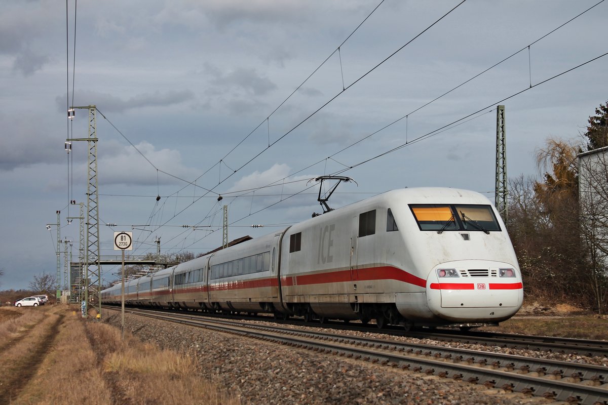 Nachschuss auf 401 054-2  Flensburg , als dieser am 09.02.2019 als ICE 276 (Basel SBB - Berlin Ostbahnhof) beim Hp. Auggen in Richtung von Mülhheim (Baden) fuhr.