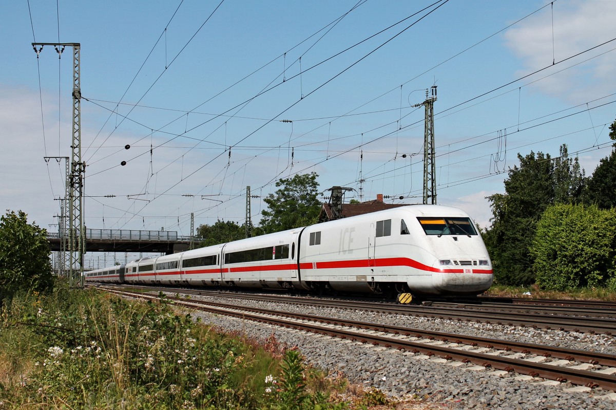 Nachschuss auf 401 511-1  Nürnberg  am 14.06.2014 als ICE 274 (Basel SBB - Berlin Ostbahnhof), als dieser durch den Bahnhof von Müllheim (Baden) fuhr.