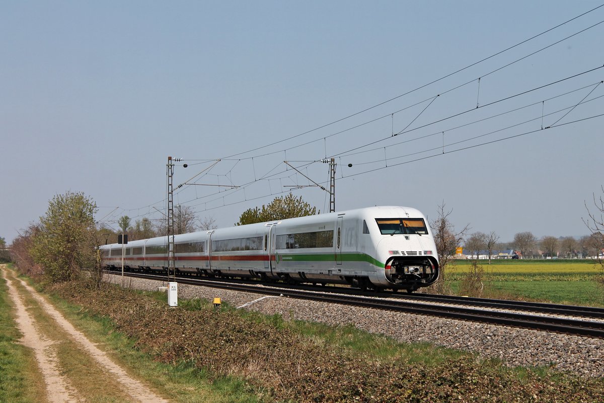 Nachschuss auf 808 041-8  Bad Hersfeld , als dieser am frühen Nachmittag des 10.04.2020 als ICE 276 (Basel Bad Bf - Berlin Ostbahnhof) südlich von Buggingen über die KBS 702 durchs Rheintal in Richtung Freiburg (Breisgau) fuhr.
