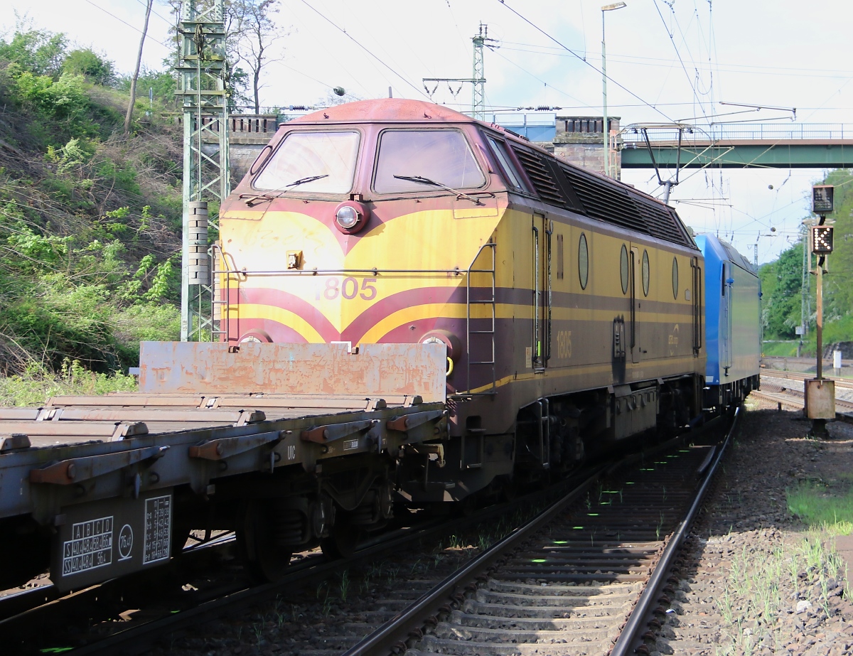 Nachschuss auf die CFL Diesellok 1805, die am 03.05.2014 von 185 518-8 durch Eichenberg in Richtung Kassel gezogen wurde.