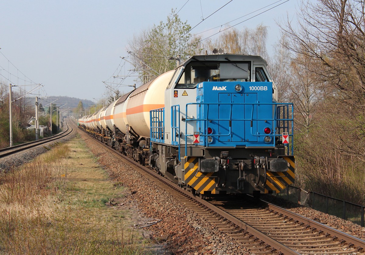 Nachschuß auf die MaK 1000BB (271 014-3) die am Zugende des Kesselzuges von Nürnberg nach Bad Schandau hängt, bei der Durchfahrt in Zwickau-Pölbitz. 02.05.2014