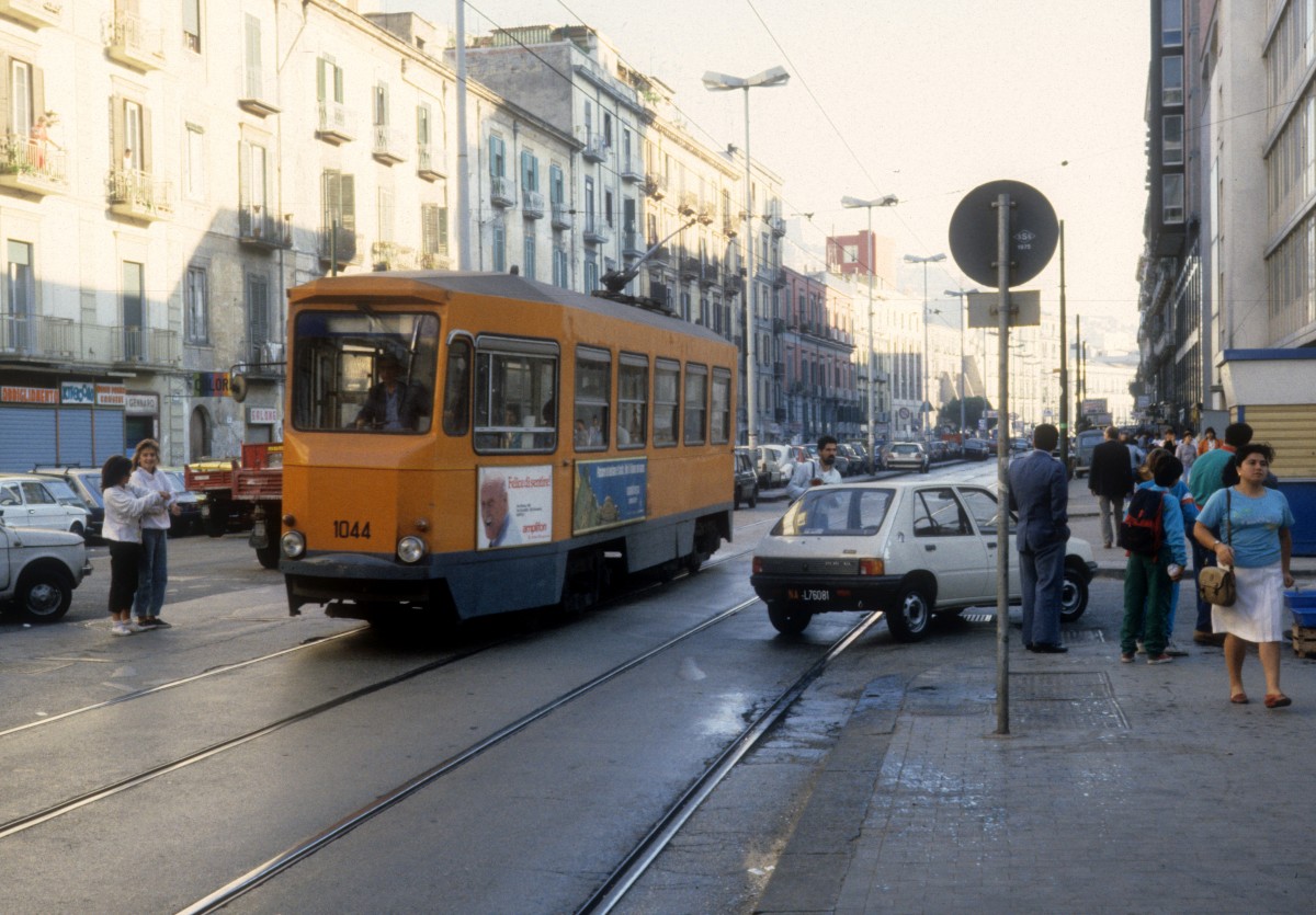Napoli / Neapel ATAN SL 1 (Tw 1044) Via Giordano Bruno im Oktober 1986.