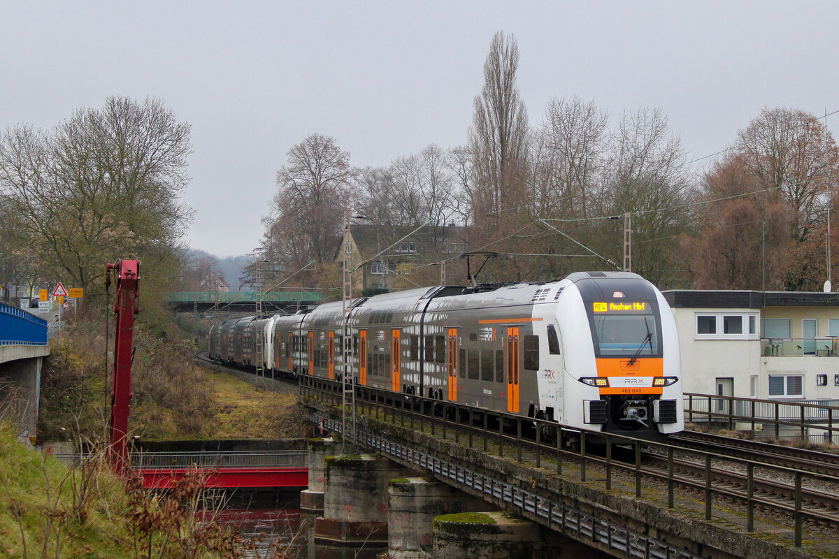 National Express 462 043 mit 462 047 als RE4 (Wupper-Express) von Dortmund nach Aachen Hbf über Witten, Hagen, Wuppertal, Düsseldorf, Neuss, Mönchengladbach, Geilenkirchen und Herzogenrath, 15. Januar 2022, Harkortsee, Wetter