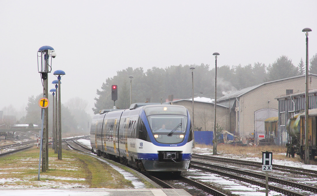 NEB VT 732 // Aufgenommen im Bahnhof Basdorf in Wandlitz. // 21. Januar 2017
