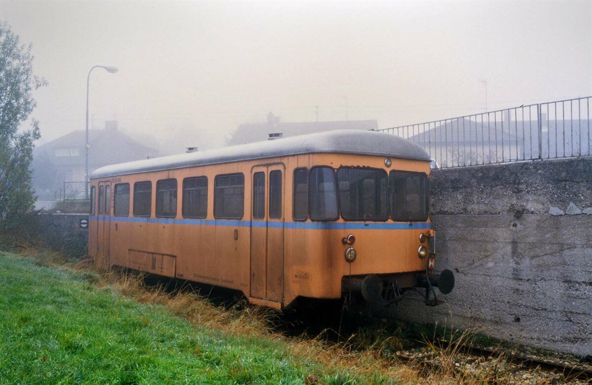 Neben dem Bahnhof Gerstetten (WEG-Lokalbahn Amstetten-Gerstetten) war VS 209 (WEG), ein Steuerwagen Bauart Auwärter Aufbauwagen von 1963, abgestellt. Der VS wurde nach seiner dortigen  Lagerung  schön wiederhergerichtet. Er ist noch erhalten (2025). Dort, wo sich der VS befindet, sollte die Bahnlinie ursprünglich bis nach Herbrechtingen weitergeführt werden, was aber scheiterte.  
Datum: 02.11.1984