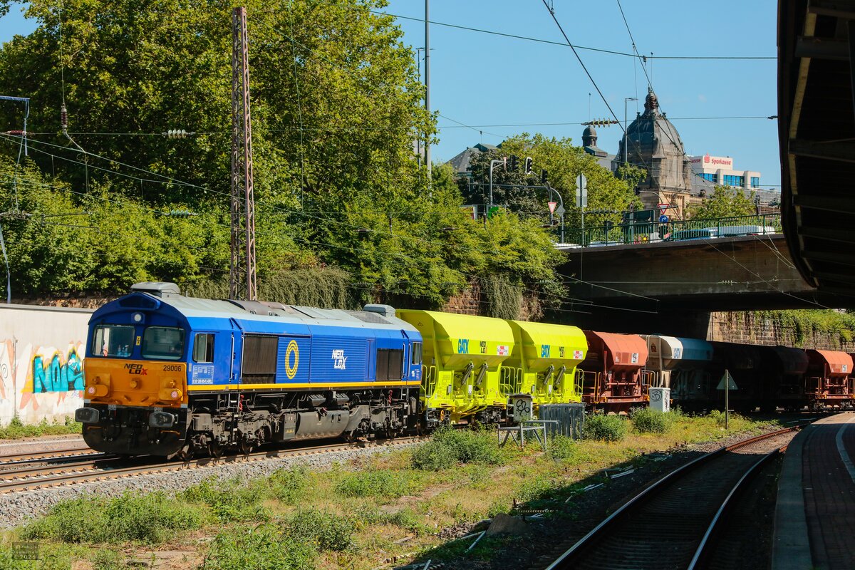 NEO LOX/Beacon 266 005 am Schluss des Belastungszuges in Wuppertal, Juli 2026.