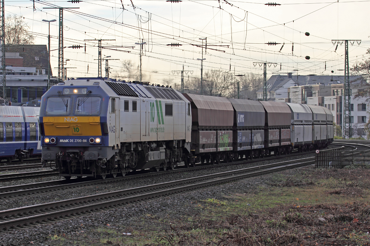 NIAG 10 (251 004-8) durchfährt Köln-West 5.12.2015