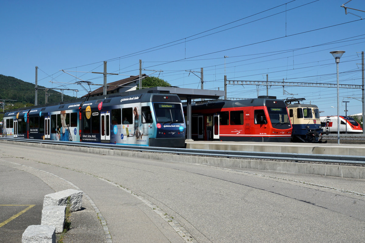Nicht gestellte Fahrzeugparade in Oensingen vom 12. Juli 2020 mit ASm Be 4/8 114, ASm Be 4/8 113, IRSI Re 4/4 II 11387 und SBB RABDe 500 ICN.
Foto: Walter Ruetsch